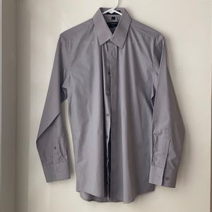 Men’s slim fit dress shirt
